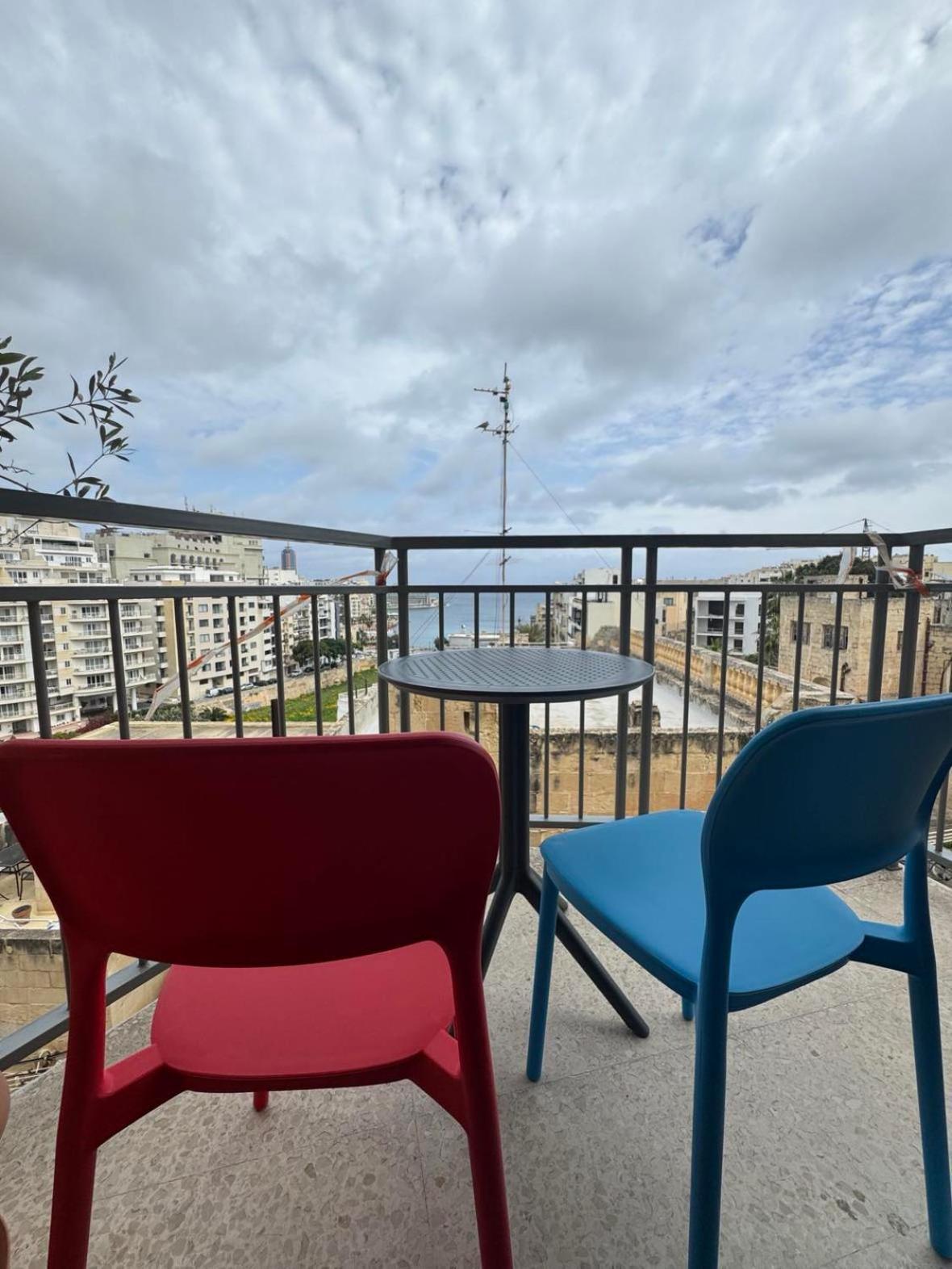 סליאמה 3 Bedrm Apt Seaview Balluta Bay מראה חיצוני תמונה